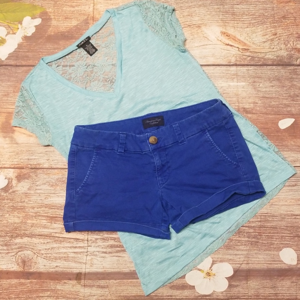 American eagle stretch Blue shorts Sz 2